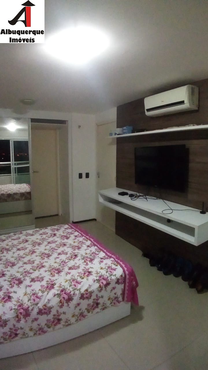 Apartamento à venda com 2 quartos, 74m² - Foto 4