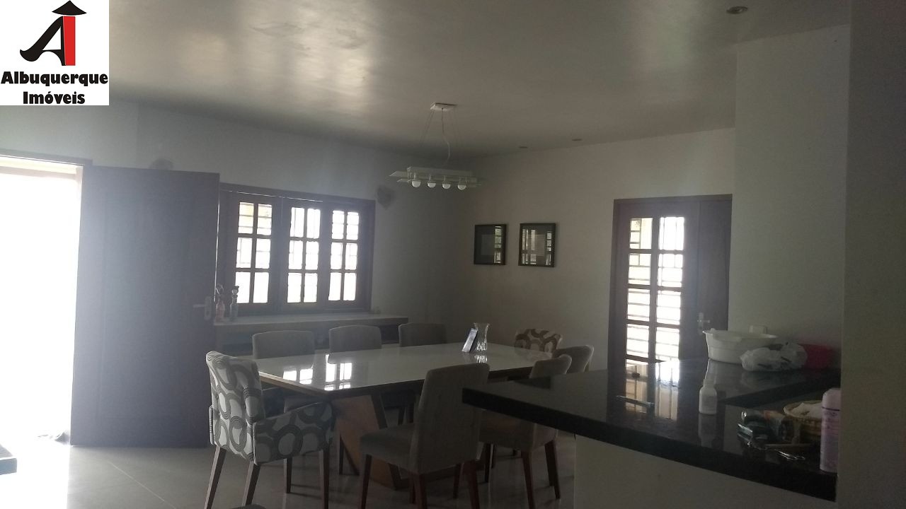 Casa à venda com 4 quartos, 2000m² - Foto 13