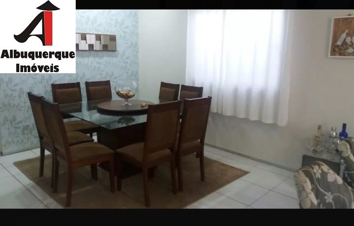 Casa à venda com 3 quartos, 300m² - Foto 4