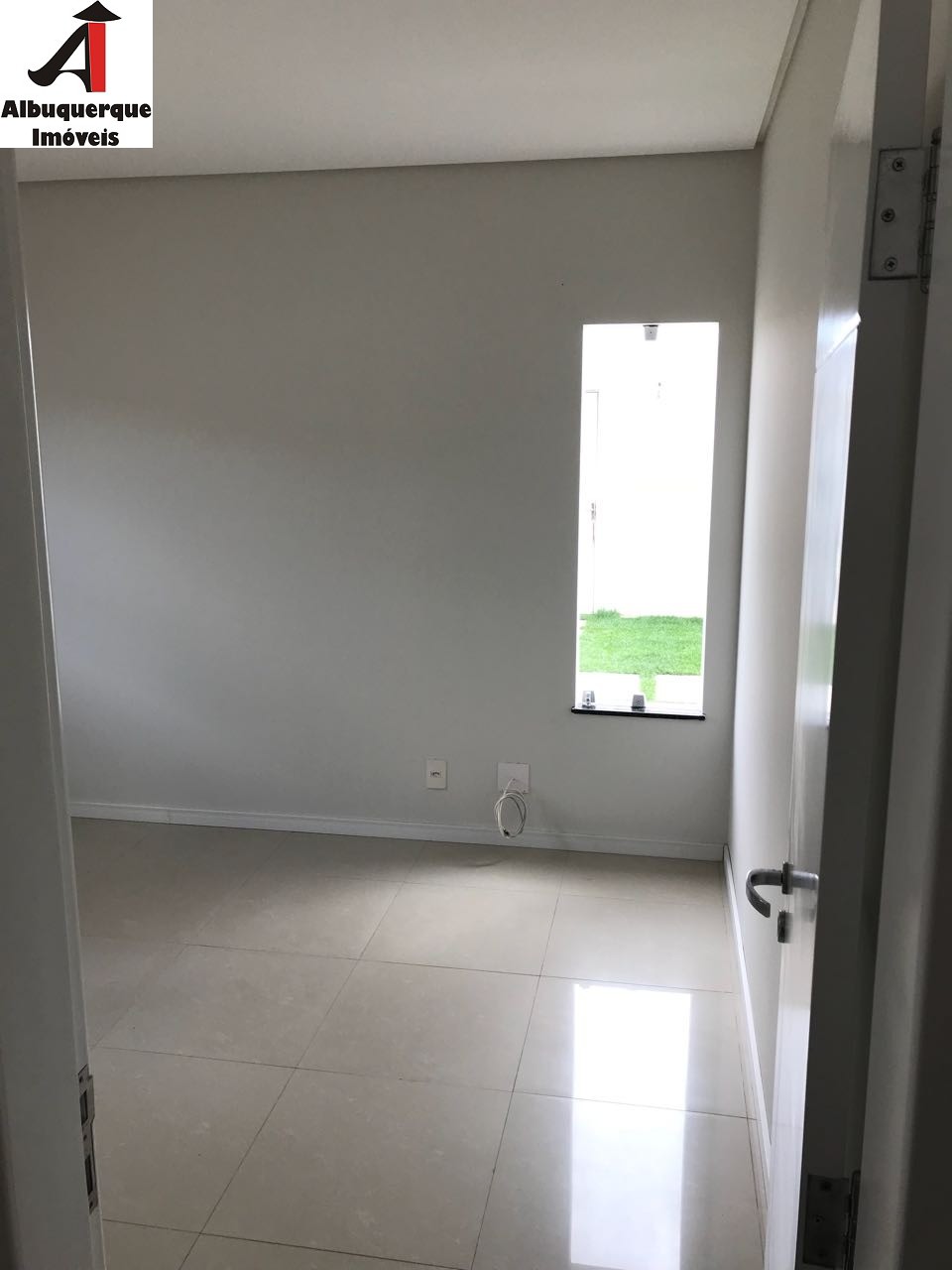 Casa à venda com 4 quartos, 300m² - Foto 13