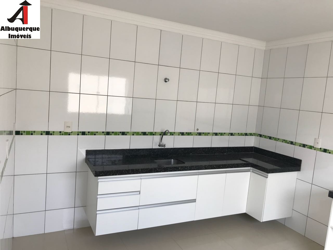 Casa à venda com 4 quartos, 300m² - Foto 18