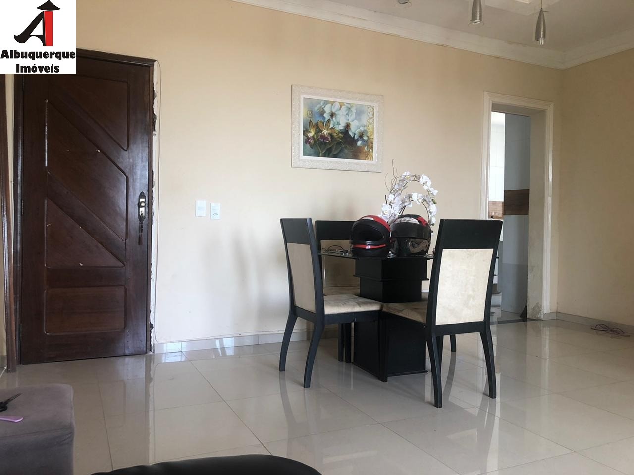 Apartamento à venda com 3 quartos, 77m² - Foto 1