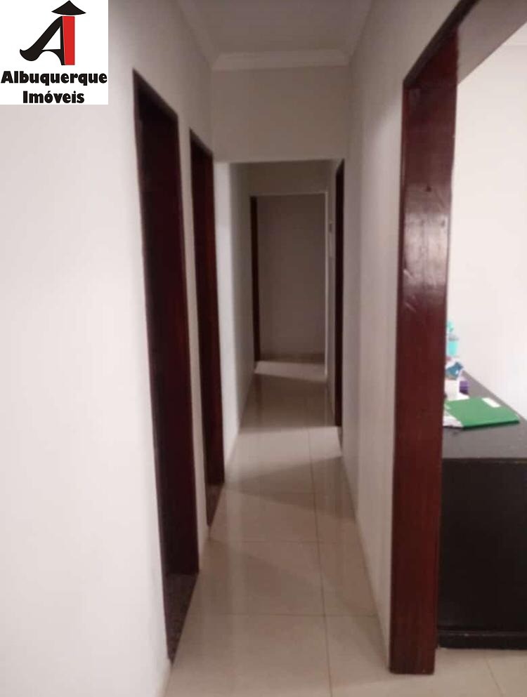 Casa à venda com 4 quartos, 158m² - Foto 10