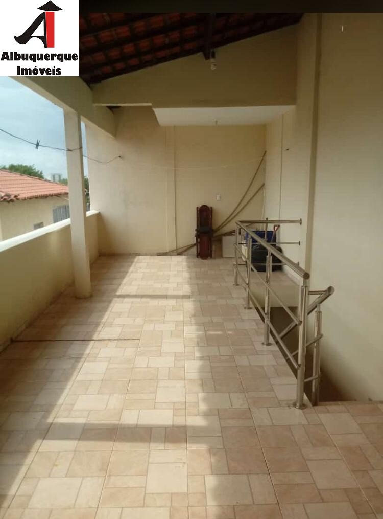 Casa à venda com 4 quartos, 158m² - Foto 17