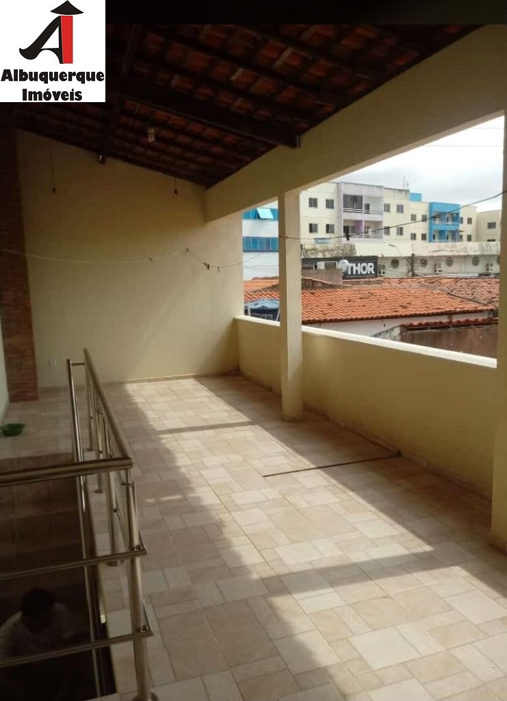 Casa à venda com 4 quartos, 158m² - Foto 18