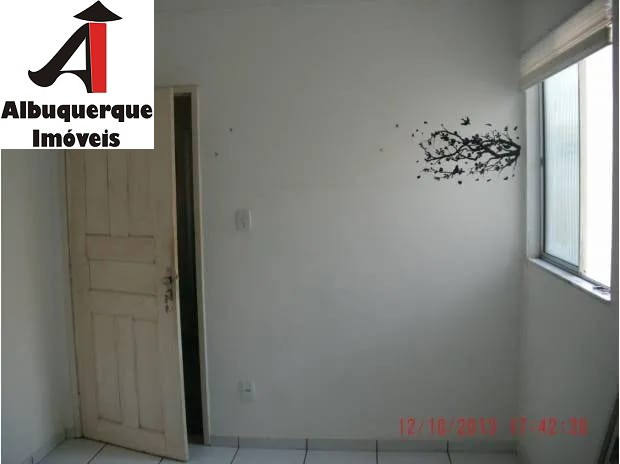 Apartamento à venda com 2 quartos, 42m² - Foto 3