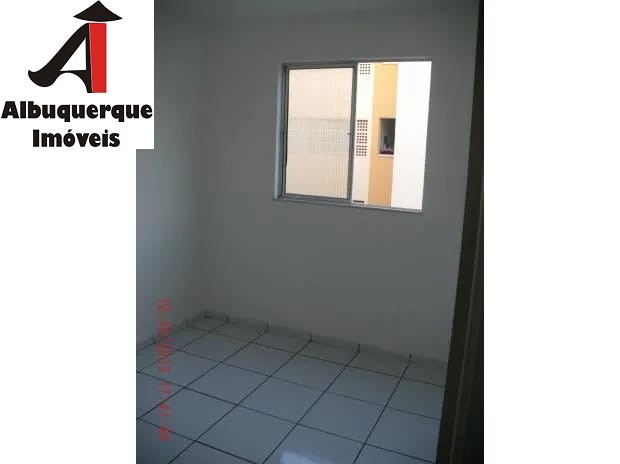 Apartamento à venda com 2 quartos, 42m² - Foto 4