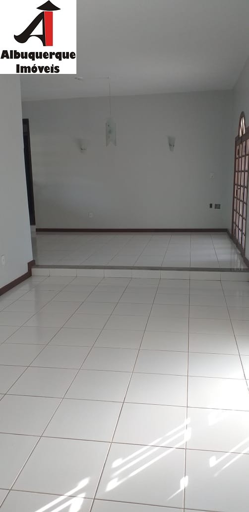 Casa à venda e aluguel com 4 quartos, 600m² - Foto 13