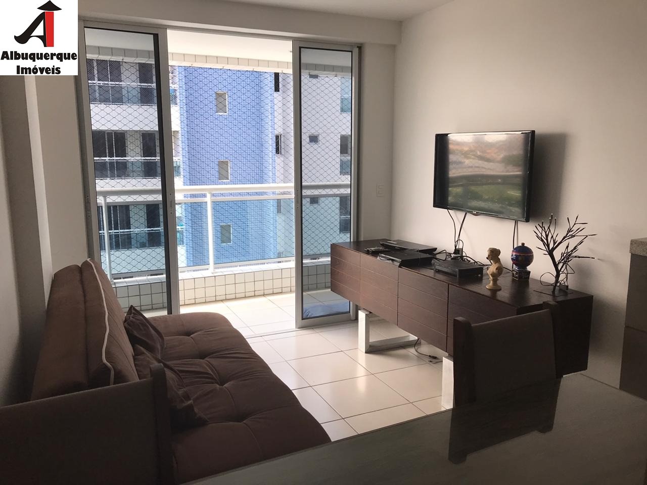 Apartamento à venda com 3 quartos, 88m² - Foto 1