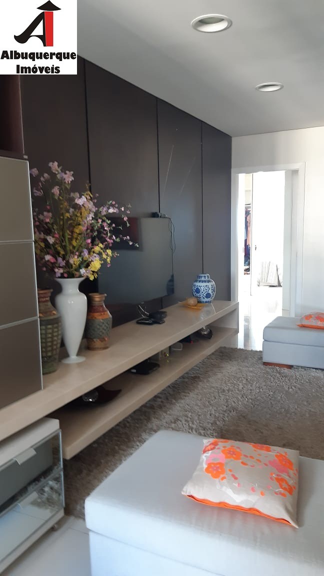 Apartamento para alugar com 3 quartos, 300m² - Foto 10