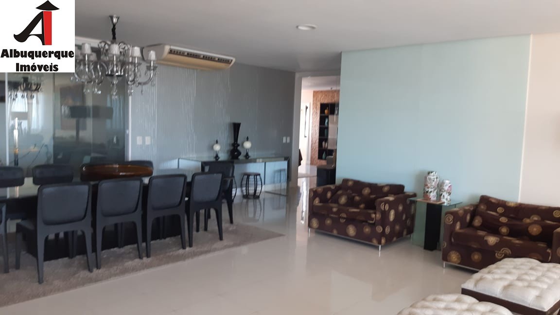 Apartamento para alugar com 3 quartos, 300m² - Foto 12