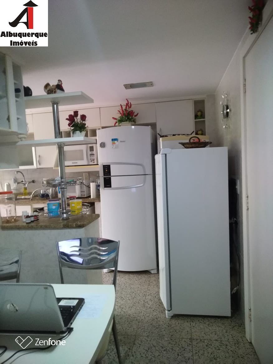 Apartamento à venda com 3 quartos, 142m² - Foto 15