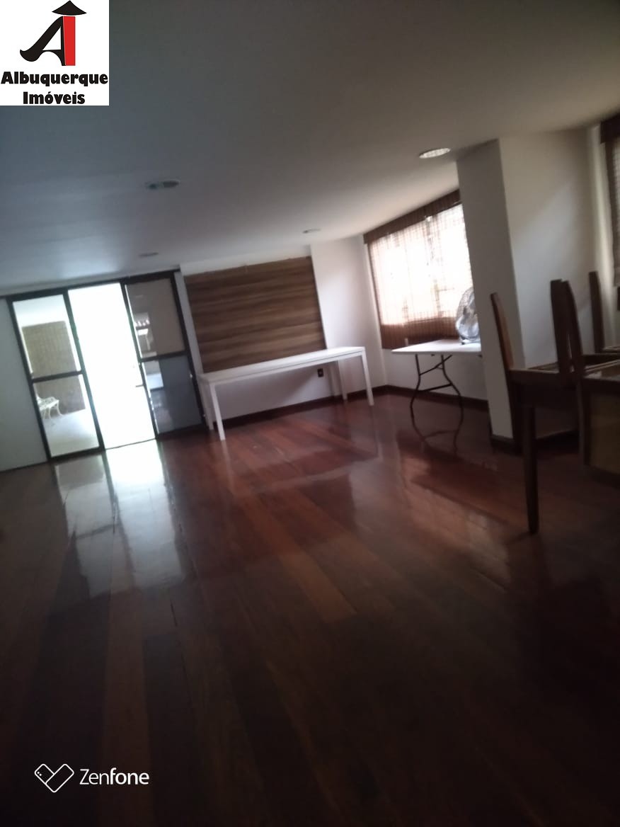 Apartamento à venda com 3 quartos, 142m² - Foto 35