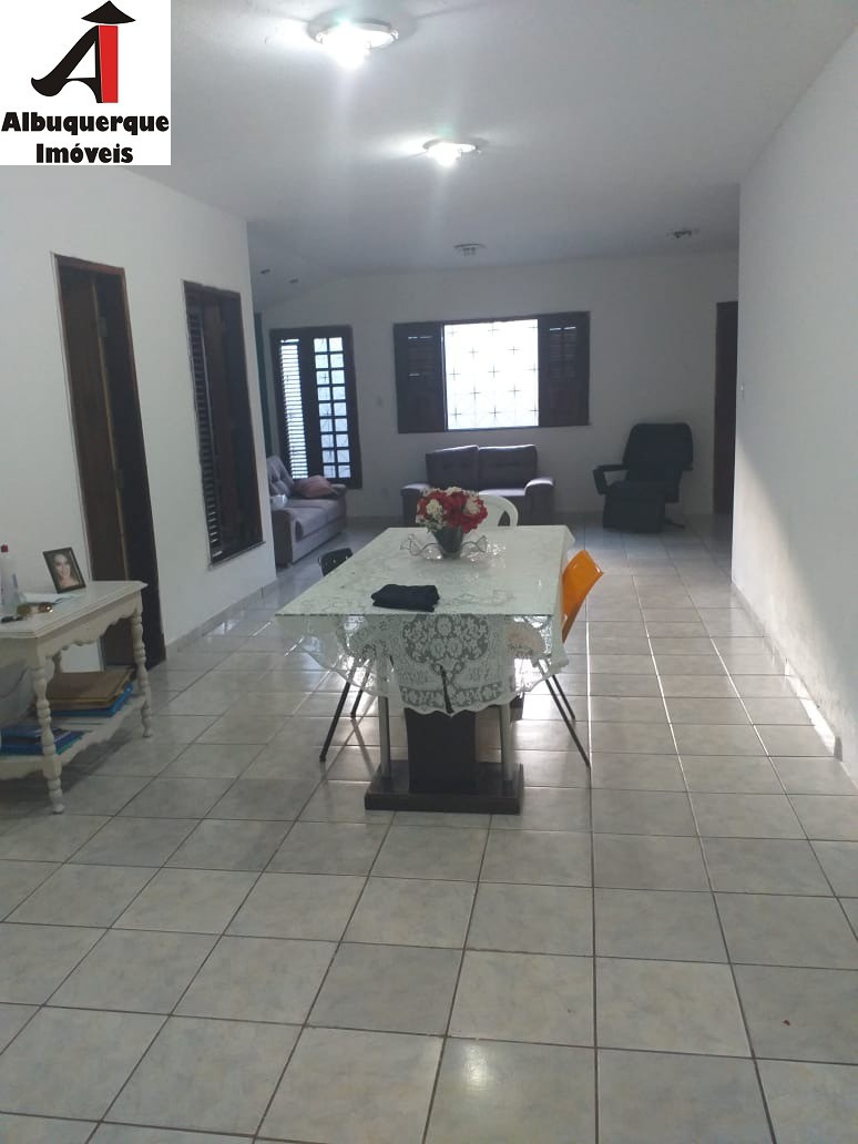 Casa à venda com 3 quartos, 150m² - Foto 4