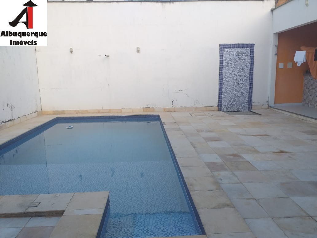 Casa à venda com 3 quartos, 150m² - Foto 8