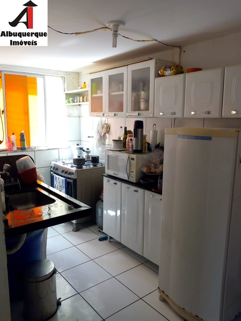 Apartamento à venda com 2 quartos, 57m² - Foto 2