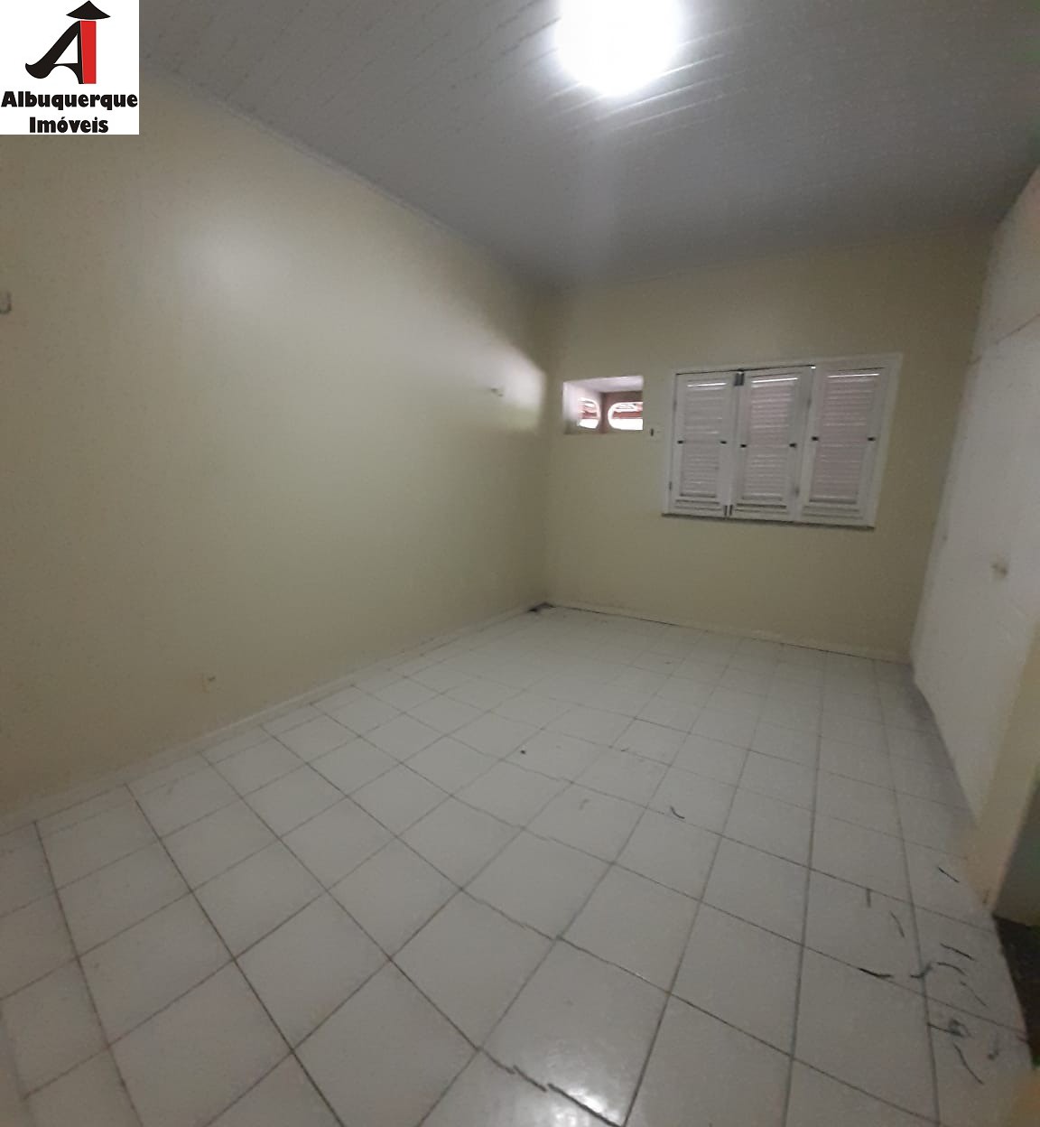 Casa para alugar com 3 quartos, 400m² - Foto 17