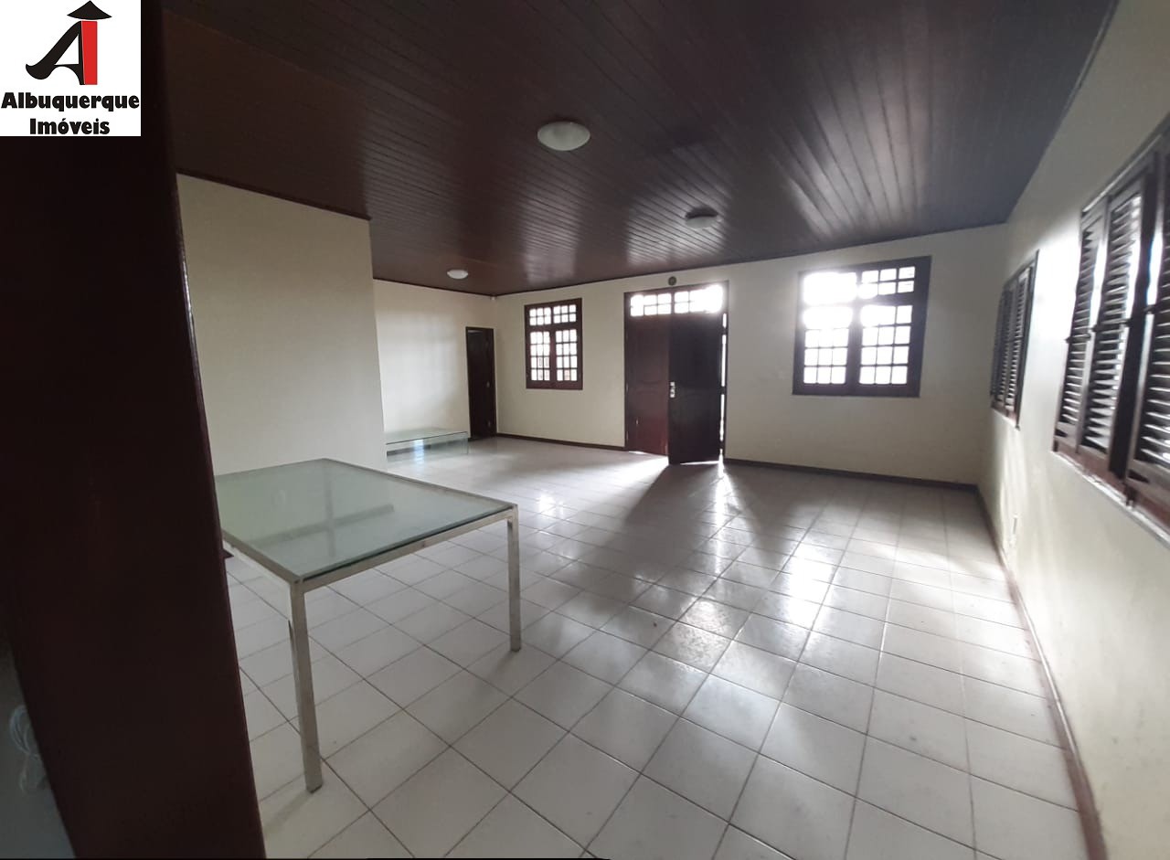 Casa para alugar com 3 quartos, 400m² - Foto 18