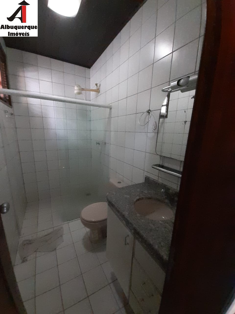 Casa para alugar com 3 quartos, 400m² - Foto 20