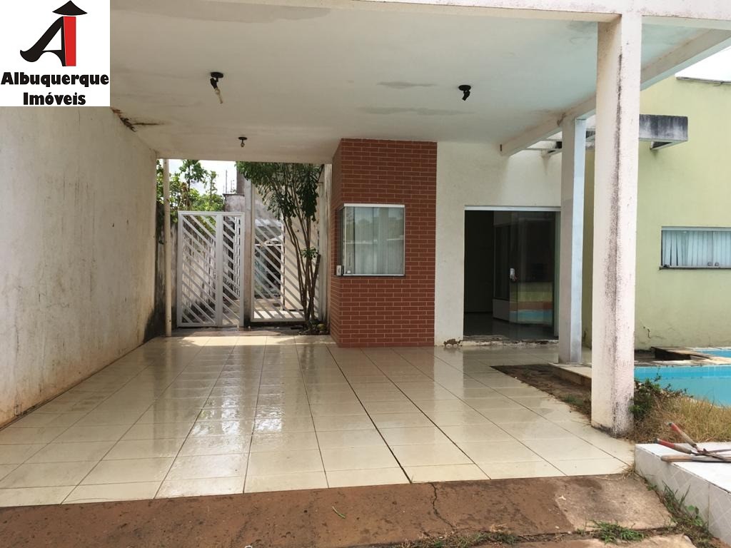 Casa à venda com 3 quartos, 360m² - Foto 2