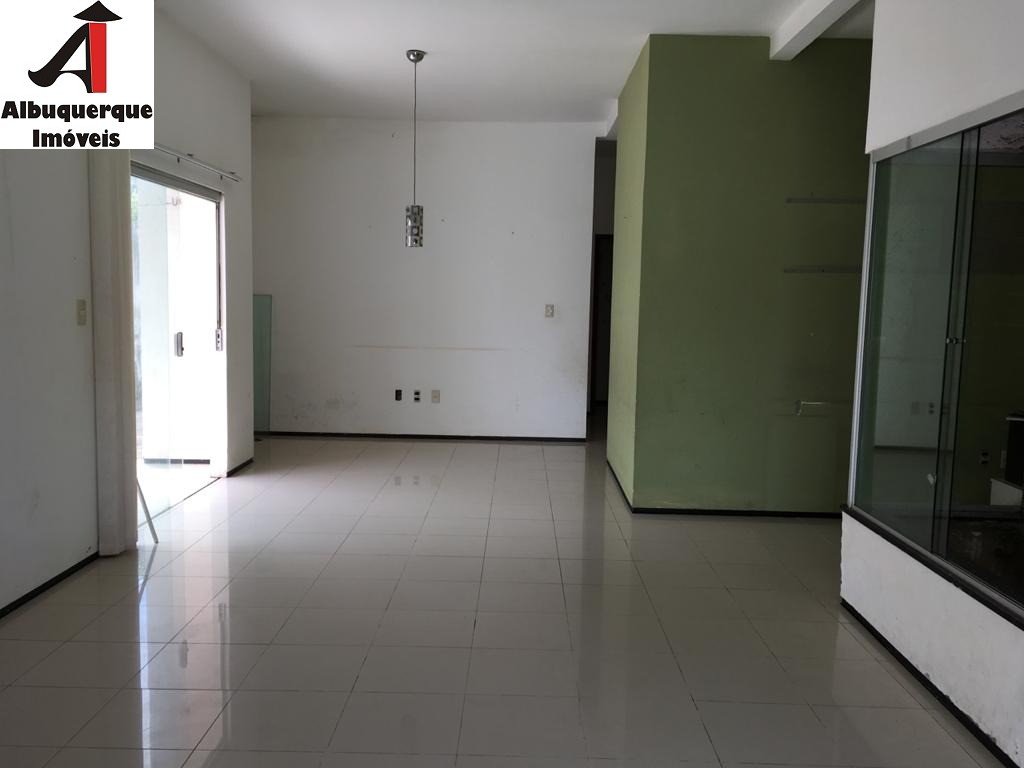 Casa à venda com 3 quartos, 360m² - Foto 5