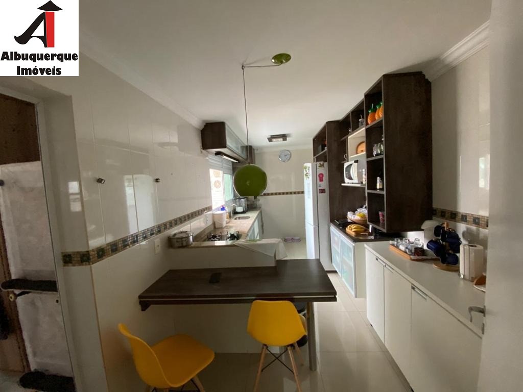 Apartamento à venda com 4 quartos, 187m² - Foto 6