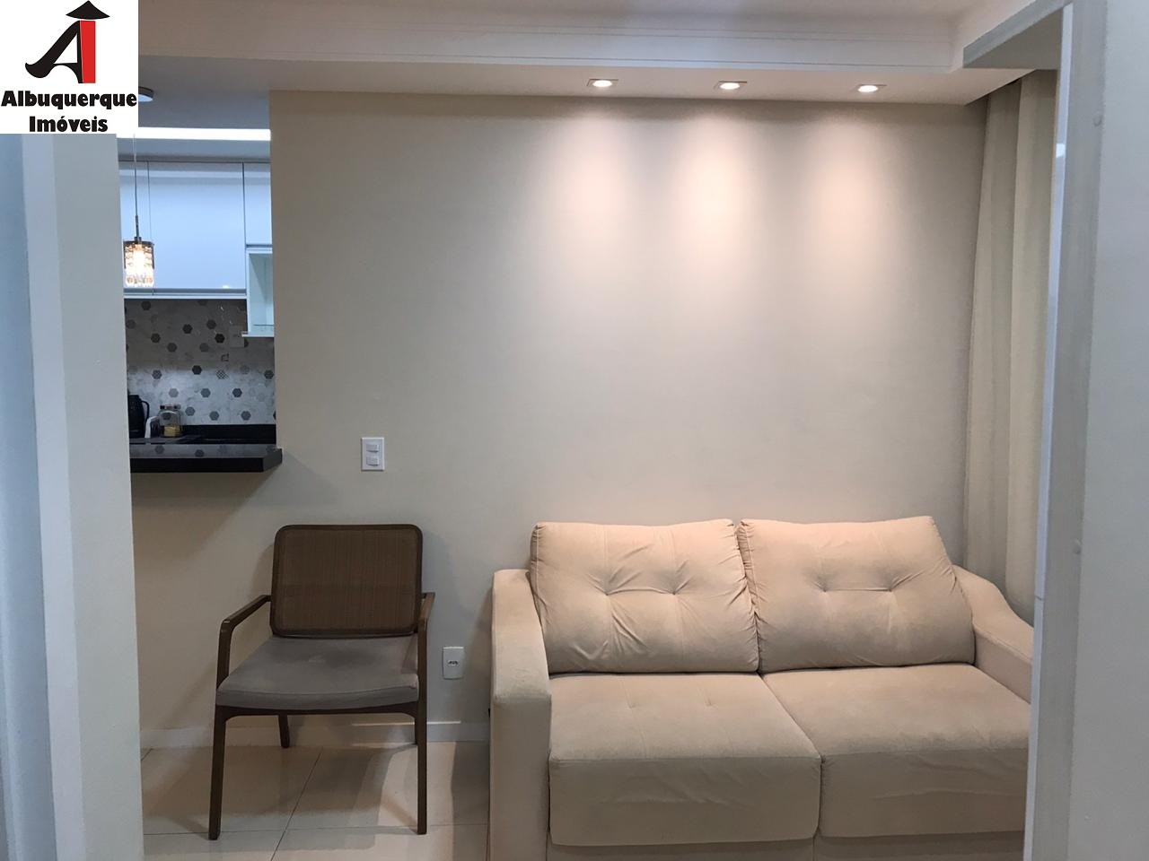 Apartamento à venda com 2 quartos, 65m² - Foto 3