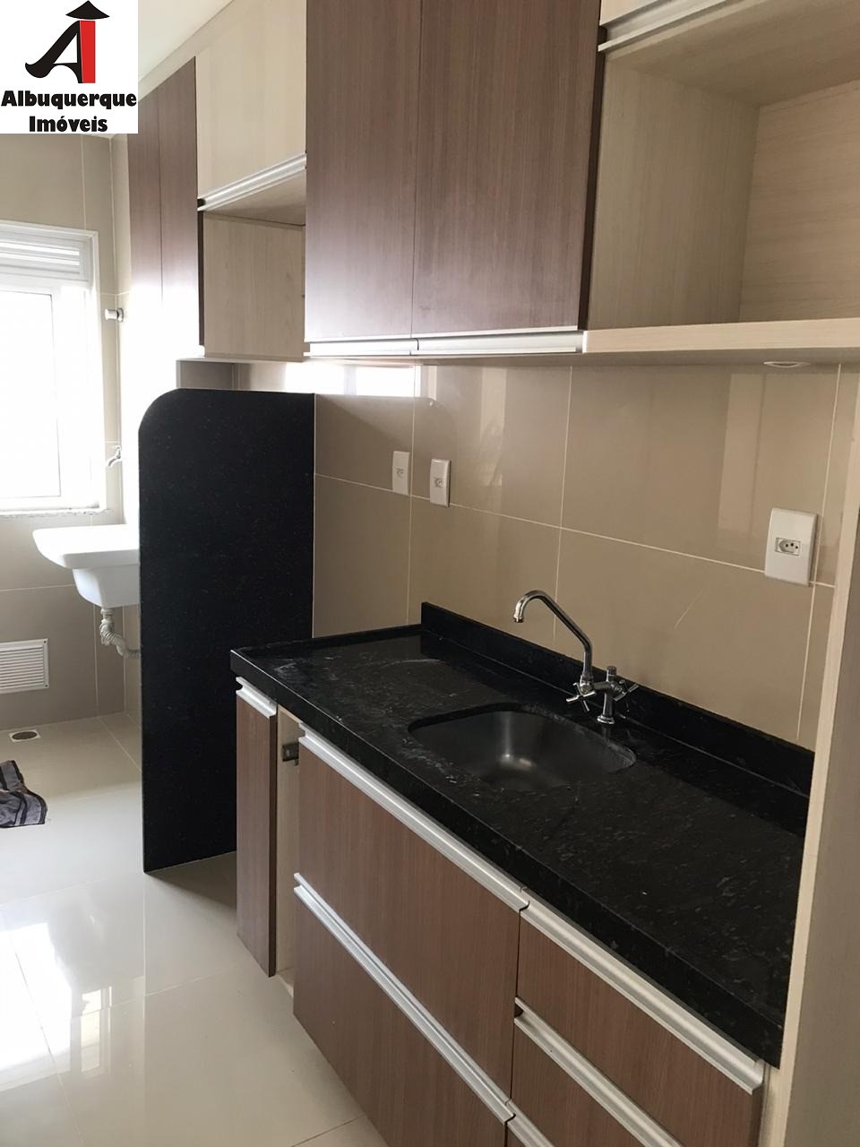 Apartamento à venda com 2 quartos, 62m² - Foto 4