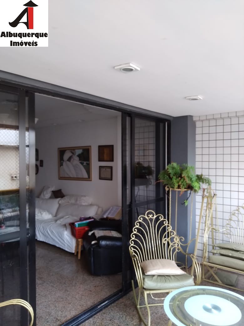 Apartamento à venda com 4 quartos, 160m² - Foto 3