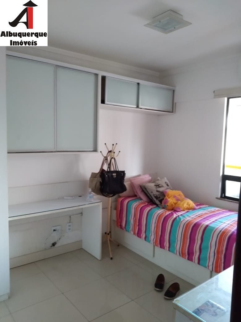 Apartamento à venda com 4 quartos, 160m² - Foto 7