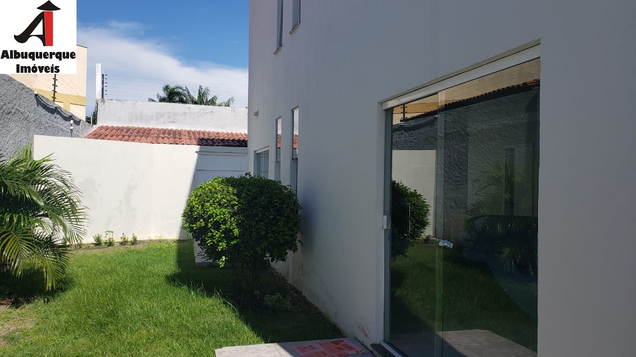 Casa à venda com 3 quartos, 375m² - Foto 2