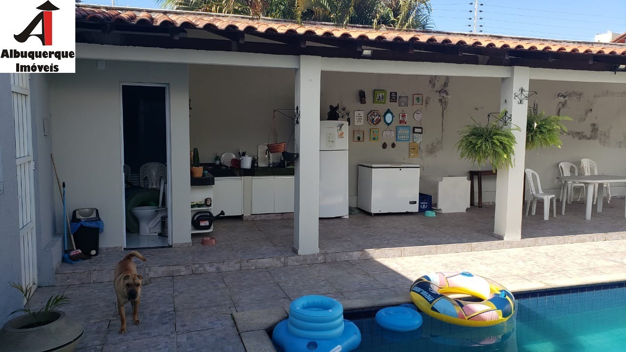 Casa à venda com 3 quartos, 375m² - Foto 4