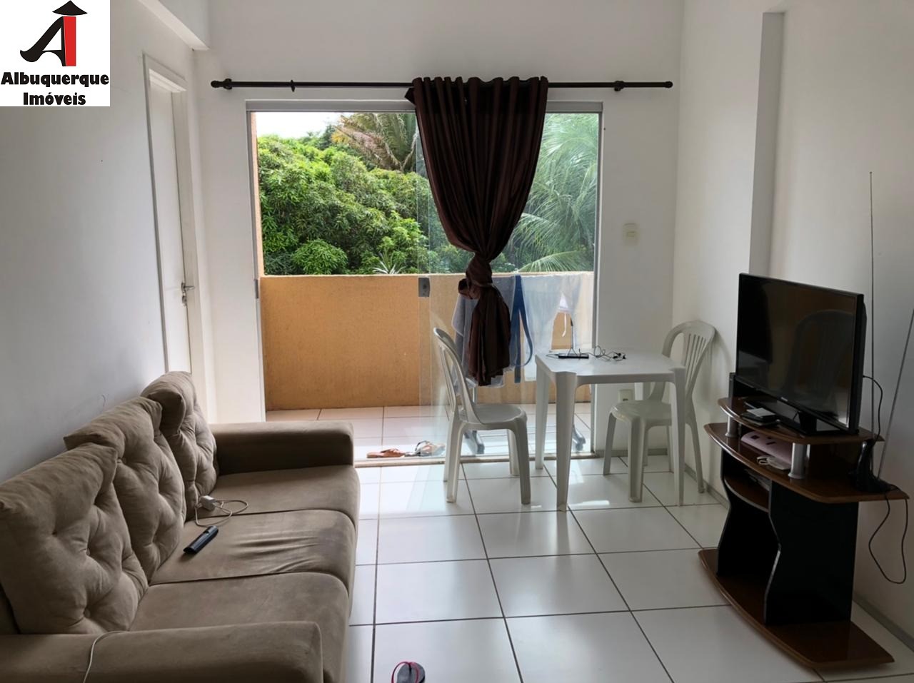 Apartamento à venda com 2 quartos, 62m² - Foto 1