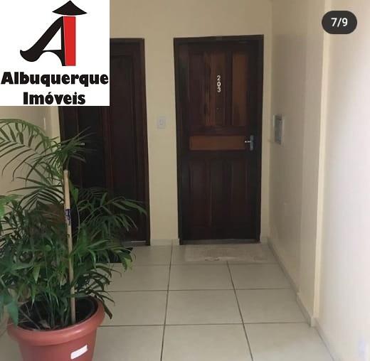 Apartamento à venda com 3 quartos, 87m² - Foto 2