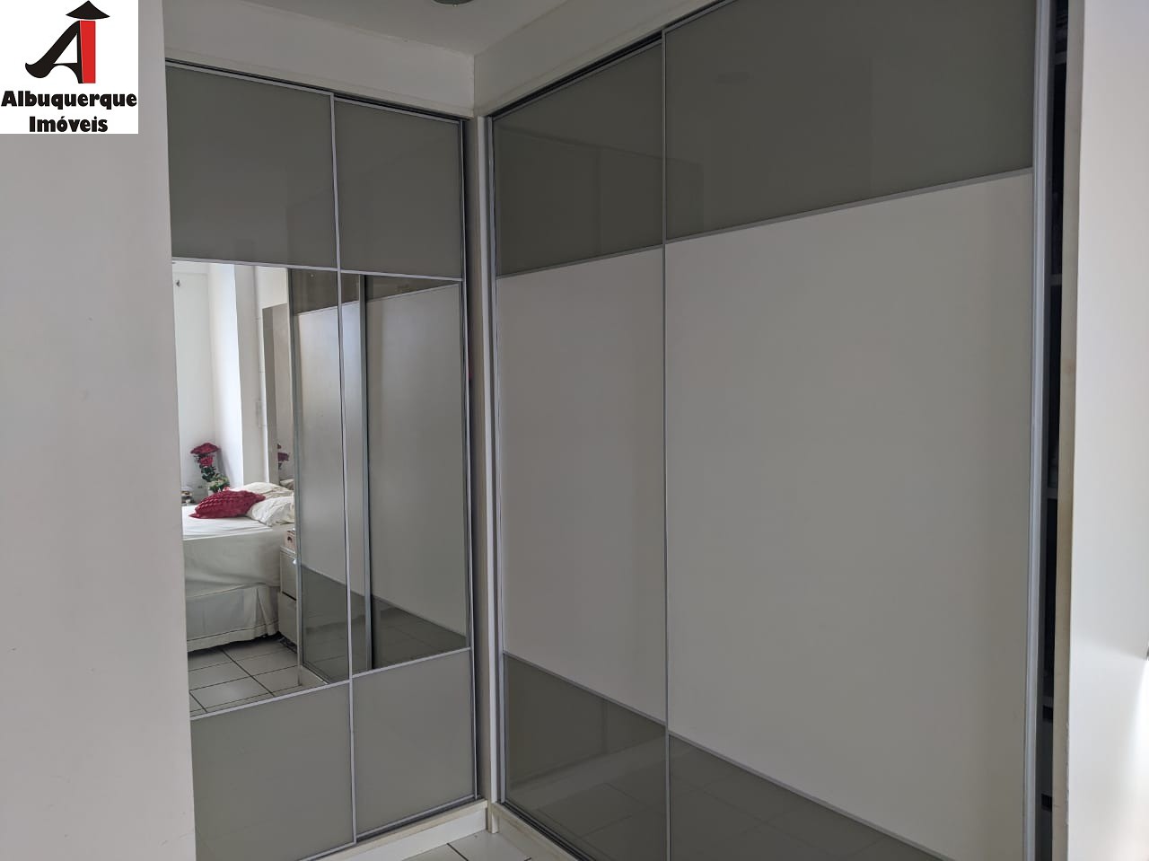 Apartamento à venda com 3 quartos, 115m² - Foto 7