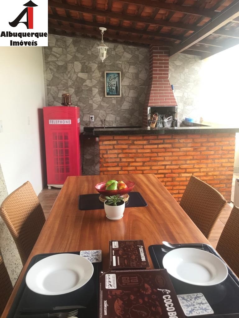 Casa à venda com 2 quartos, 160m² - Foto 9