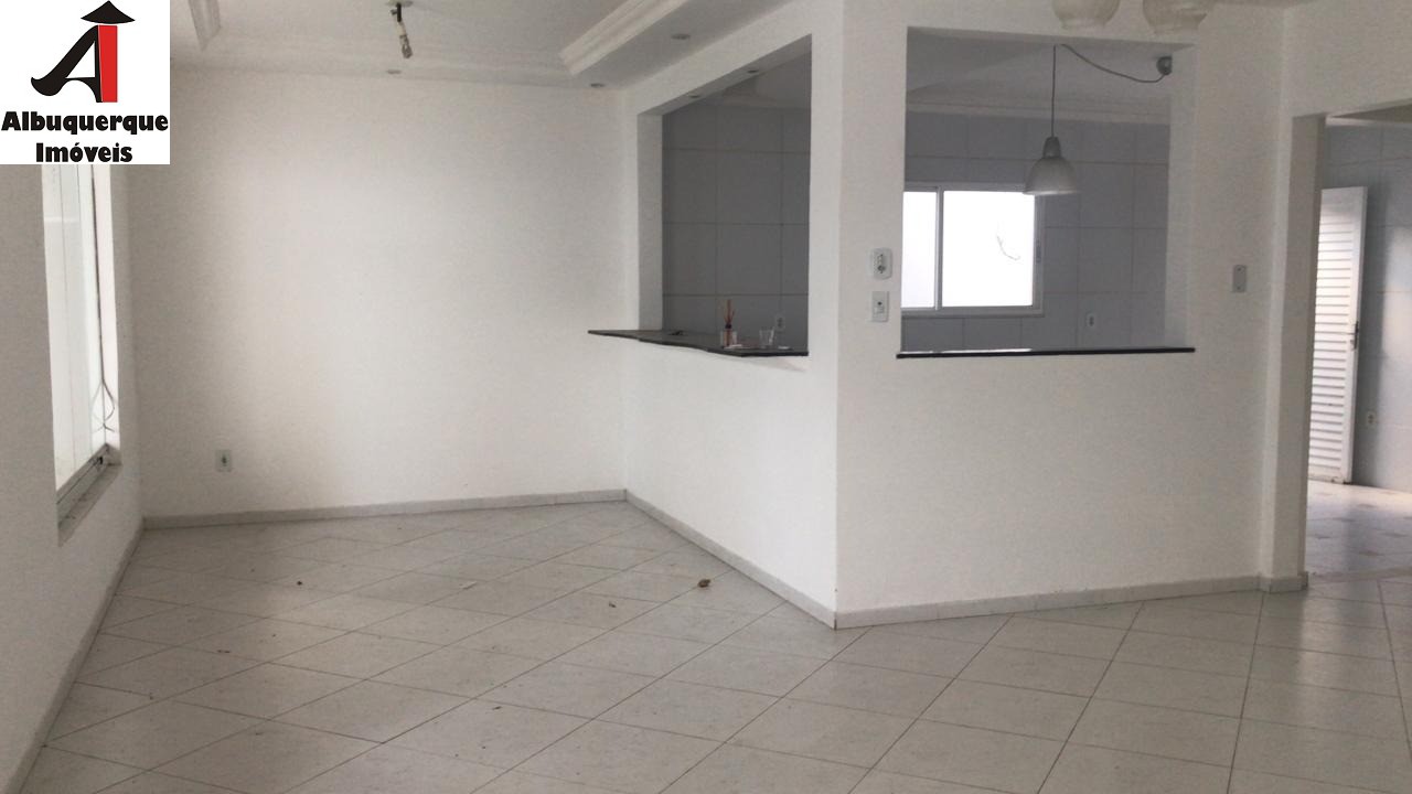 Casa à venda com 3 quartos, 380m² - Foto 7