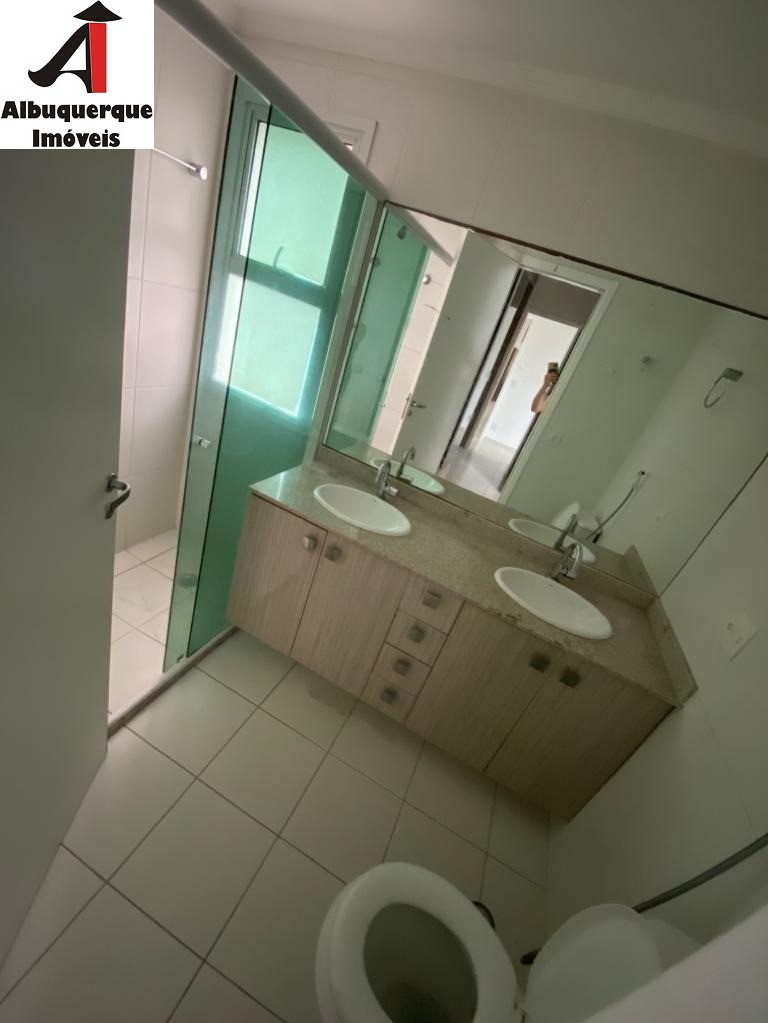 Apartamento à venda com 3 quartos, 142m² - Foto 10