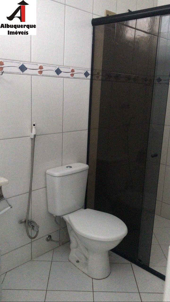 Casa à venda com 3 quartos, 380m² - Foto 6