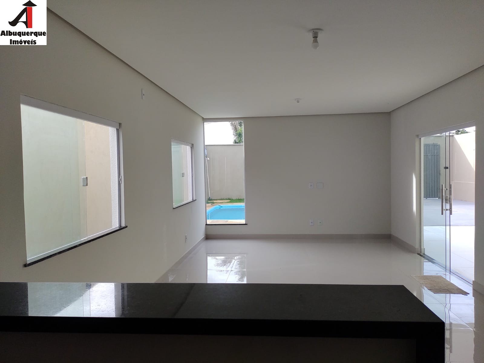 Casa à venda com 3 quartos, 360m² - Foto 5