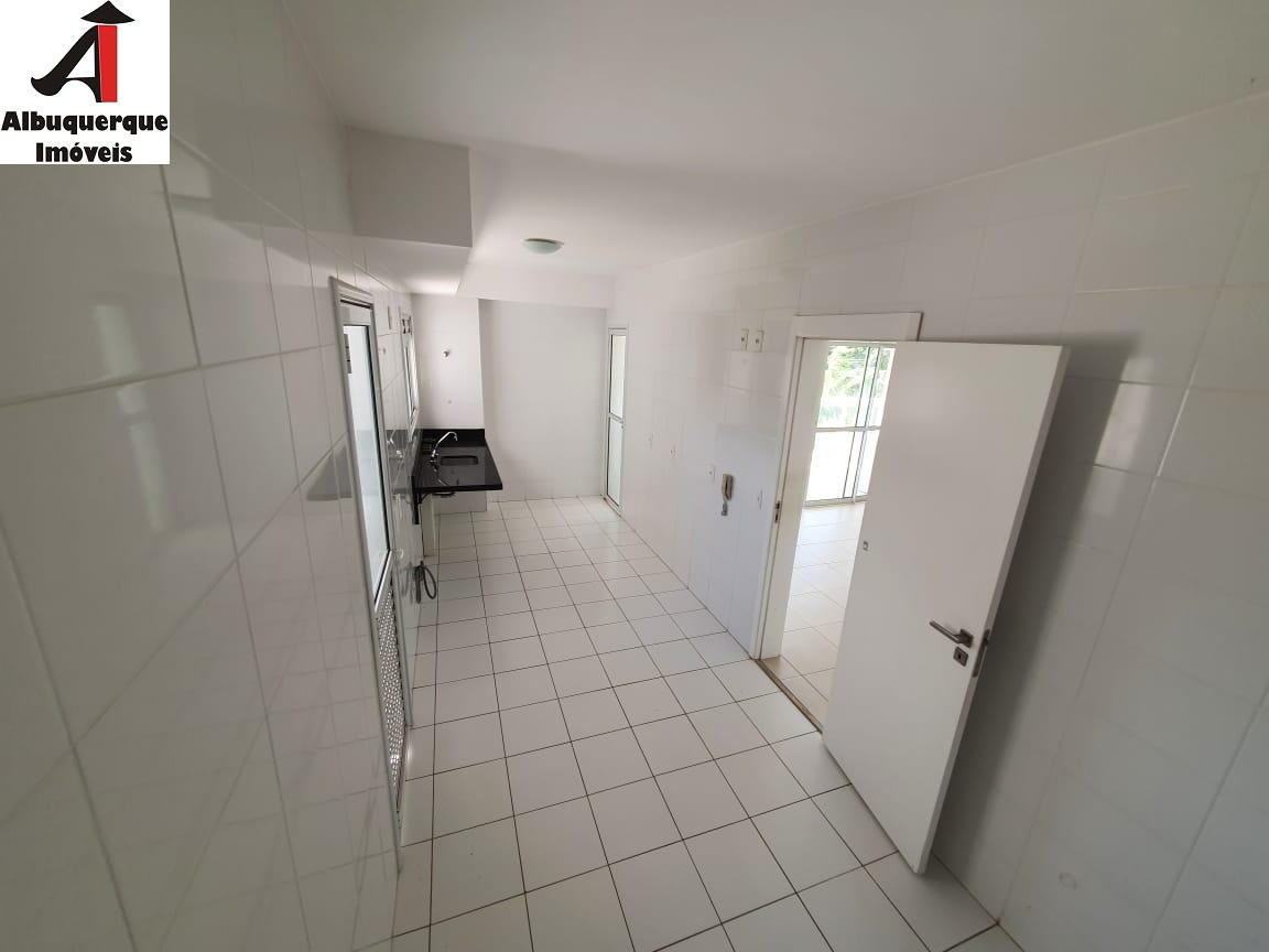 Apartamento à venda com 3 quartos, 121m² - Foto 15