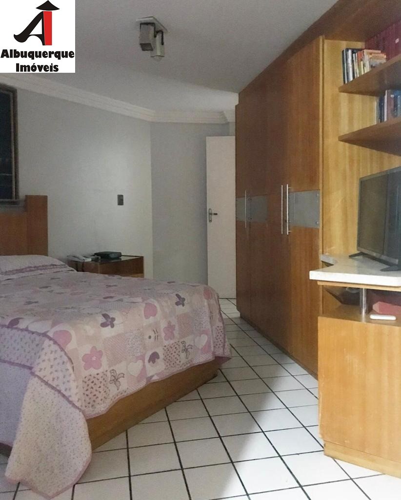 Apartamento à venda com 5 quartos, 177m² - Foto 13