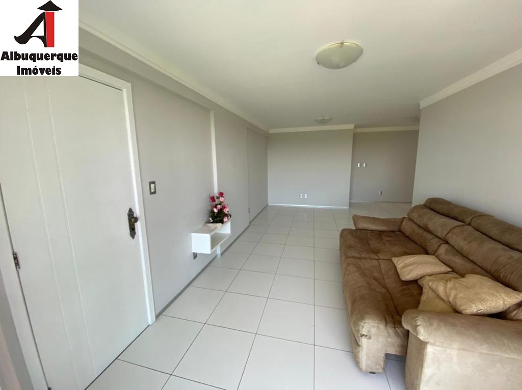 Apartamento à venda com 4 quartos, 156m² - Foto 1