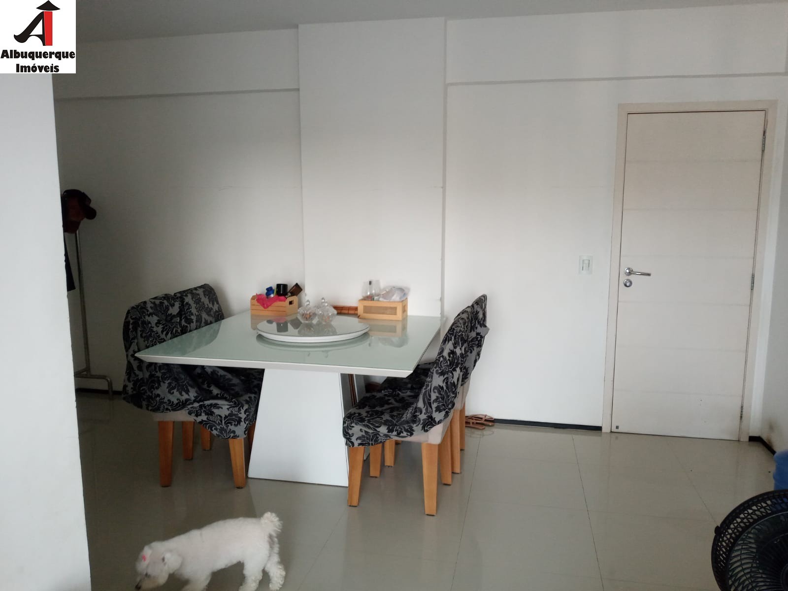 Apartamento à venda com 3 quartos, 100m² - Foto 3