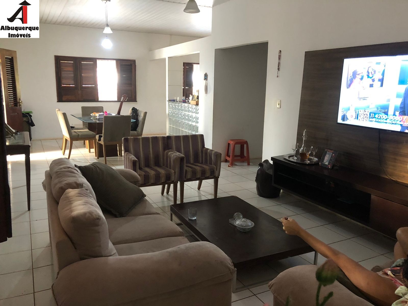 Casa à venda com 3 quartos, 900m² - Foto 18