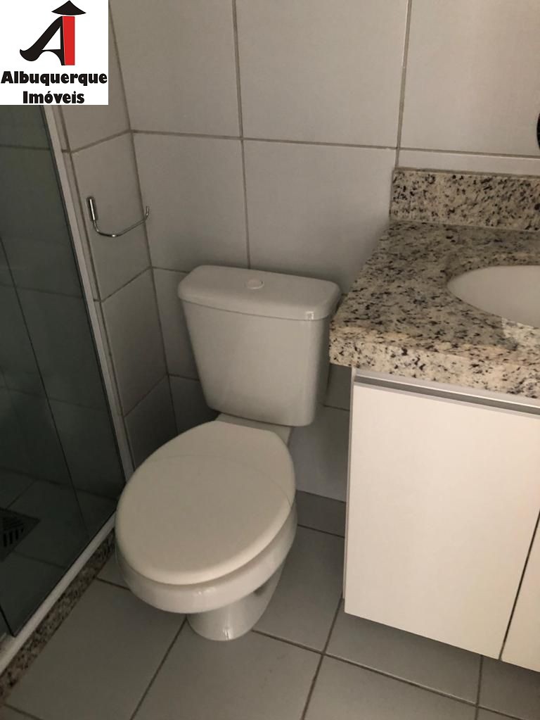 Apartamento à venda com 2 quartos, 77m² - Foto 11