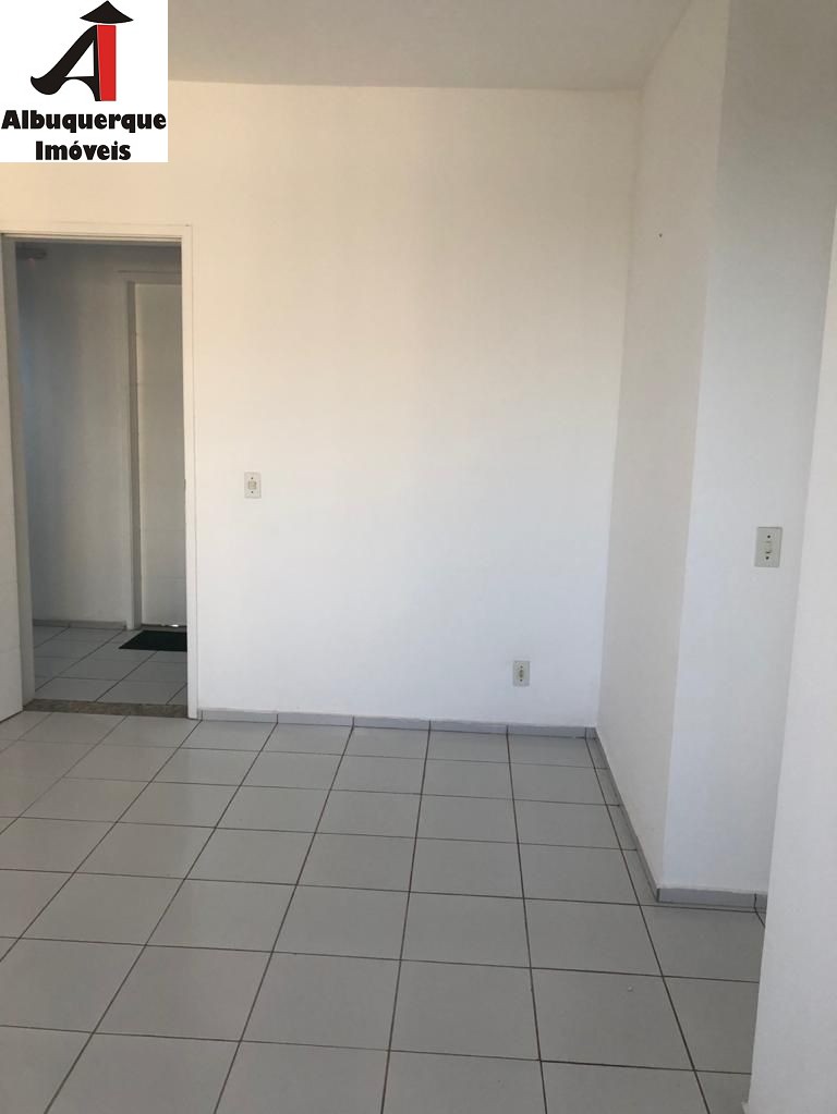 Apartamento à venda com 2 quartos, 77m² - Foto 10