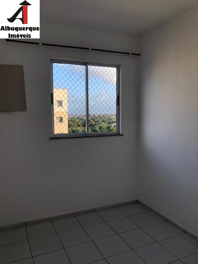 Apartamento à venda com 2 quartos, 77m² - Foto 9