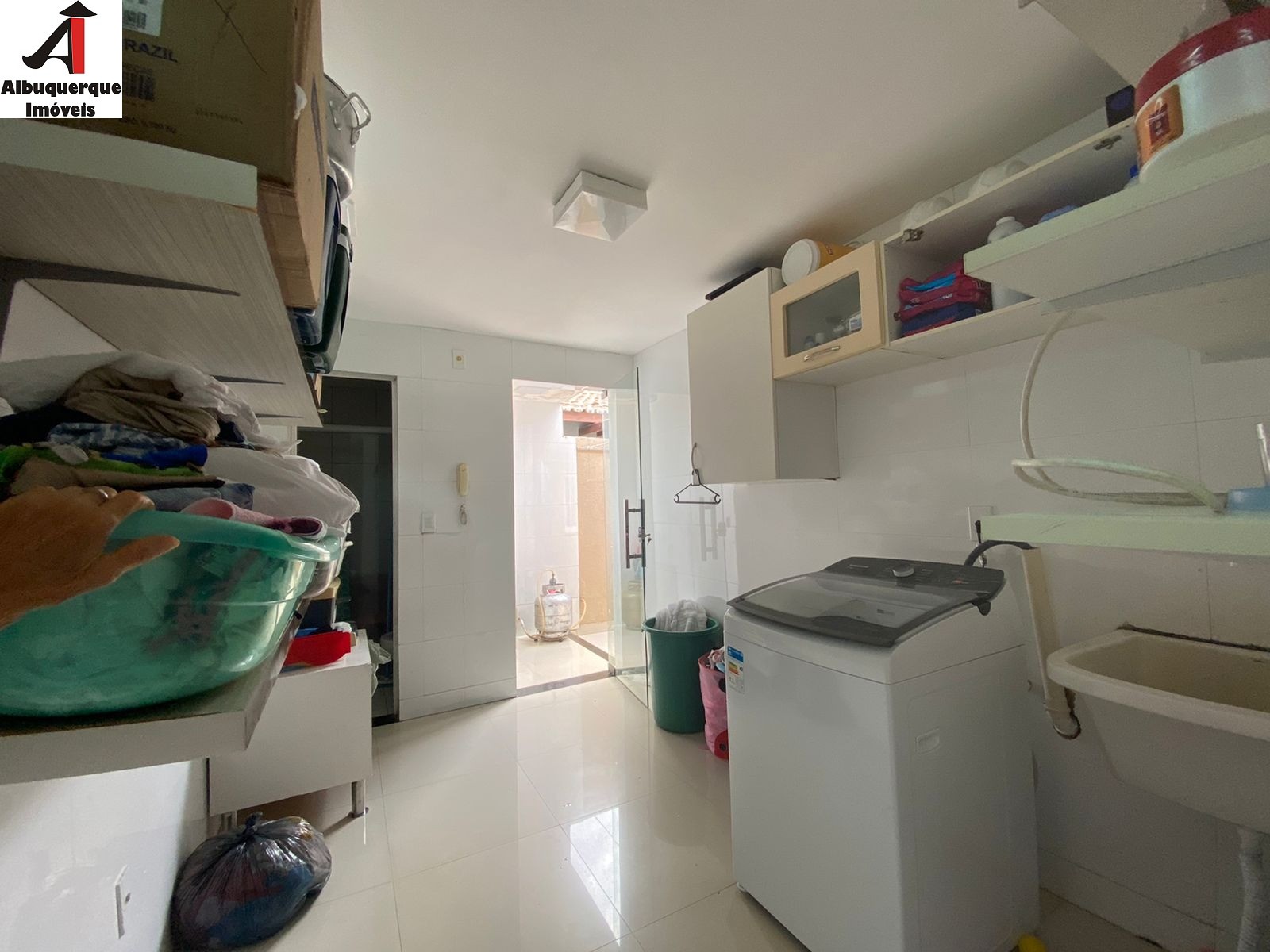 Casa à venda com 3 quartos, 220m² - Foto 17