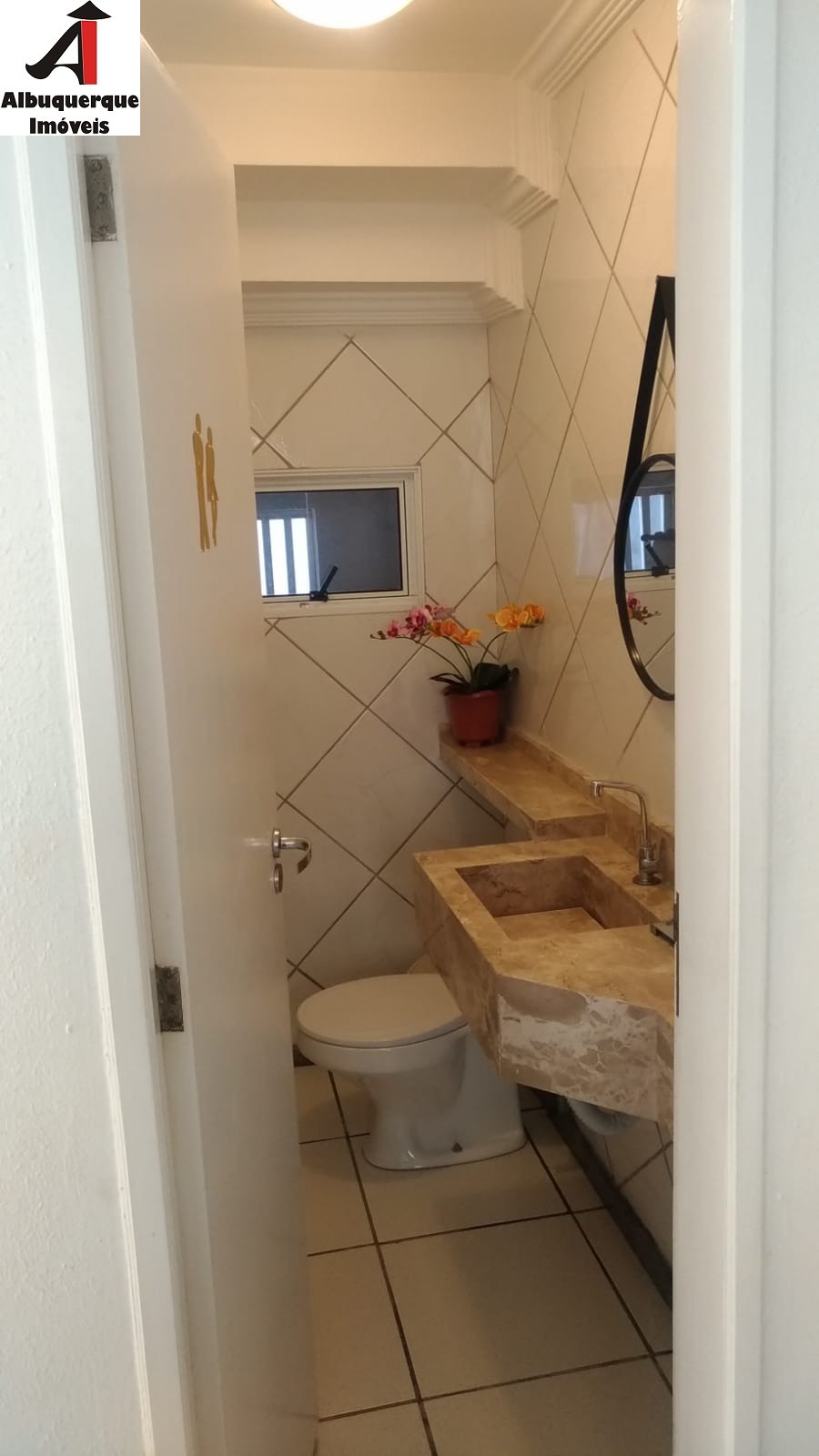 Casa à venda com 4 quartos, 200m² - Foto 12